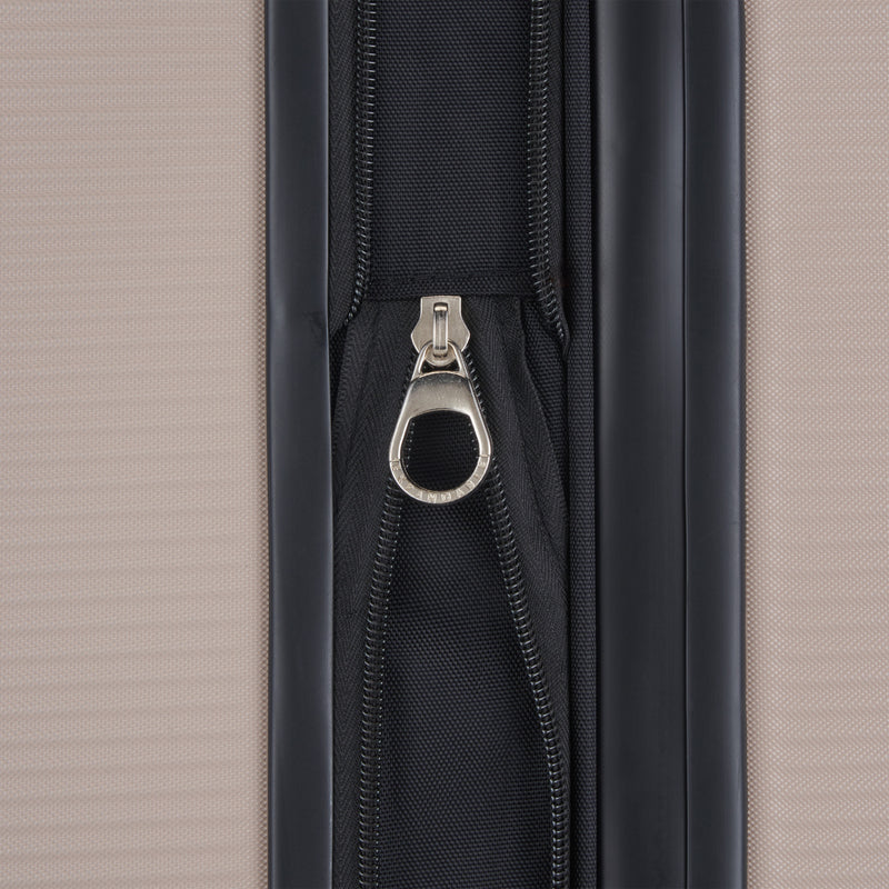 
        Shop Bentley Bleu marine Grande valise rigide Bugatti Wellington in Canada at only $126.00 42nd look
      