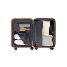 
                    Shop Bentley Mocha Ensemble de 3 valises Bugatti Munich in Canada at only $349.99 4th look
                  