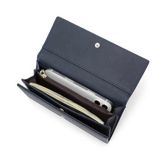 
                    Shop Bentley Navy Champs Iconic Expandable Trifold Wallet in Canada at only $34.99 8th look
                  
