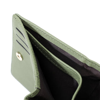 
                    Shop Bentley Vert Portefeuille hybride Champs Iconic in Canada at only $29.99 9th look
                  