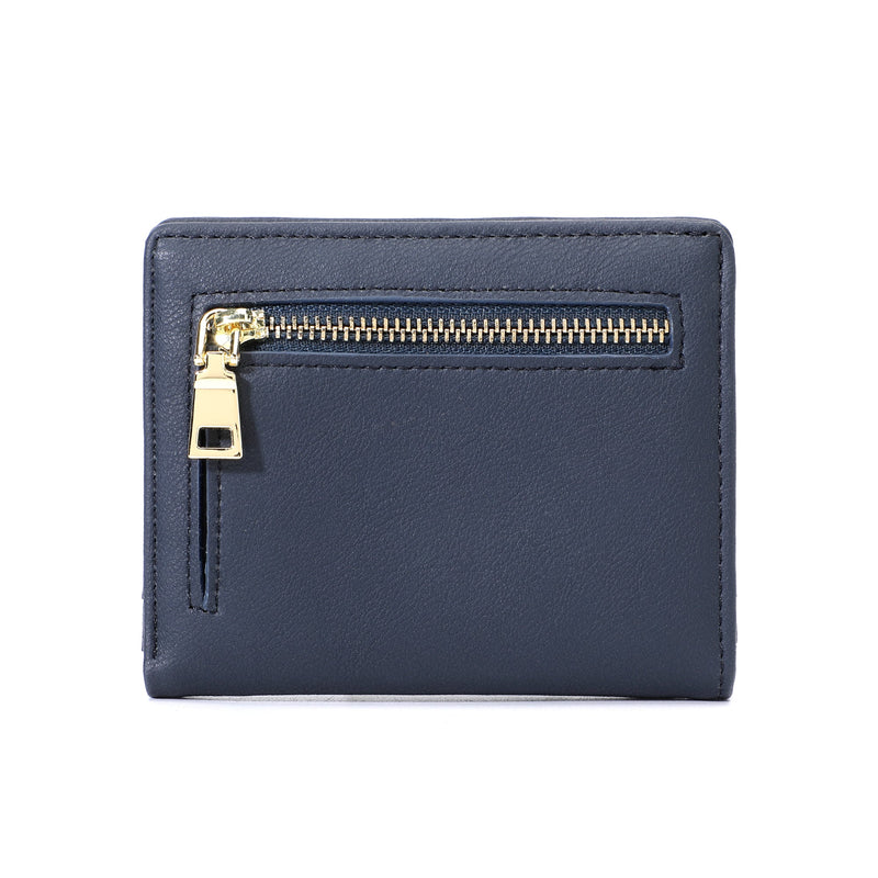 
        Shop Bentley Rose Portefeuille hybride Champs Iconic in Canada at only $29.99 23rd look
      
