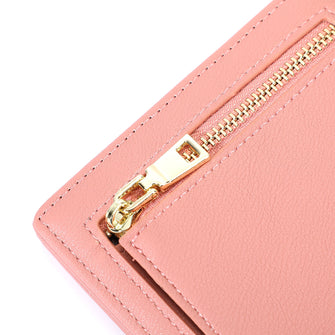 
                    Shop Bentley Rose Portefeuille hybride Champs Iconic in Canada at only $29.99 9th look
                  