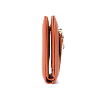 
                    Shop Bentley Tanné Portefeuille hybride Champs Iconic in Canada at only $29.99 8th look
                  