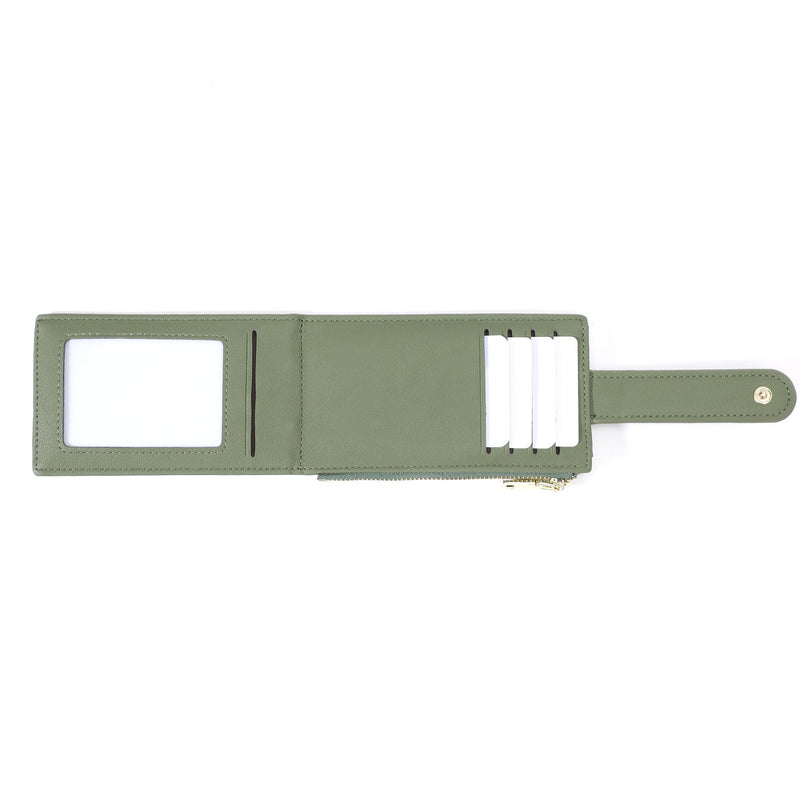 
        Shop Bentley Vert Porte-cartes RFID Champs Iconic Yoga in Canada at only $29.99 24th look
      