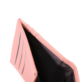 
                    Shop Bentley Rose Porte-cartes à bouton-pression Champs Iconic in Canada at only $29.99 9th look
                  