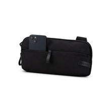 
                    Shop Bentley Noir Sac-ceinture Bugatti Madison in Canada at only $39.99 3rd look
                  