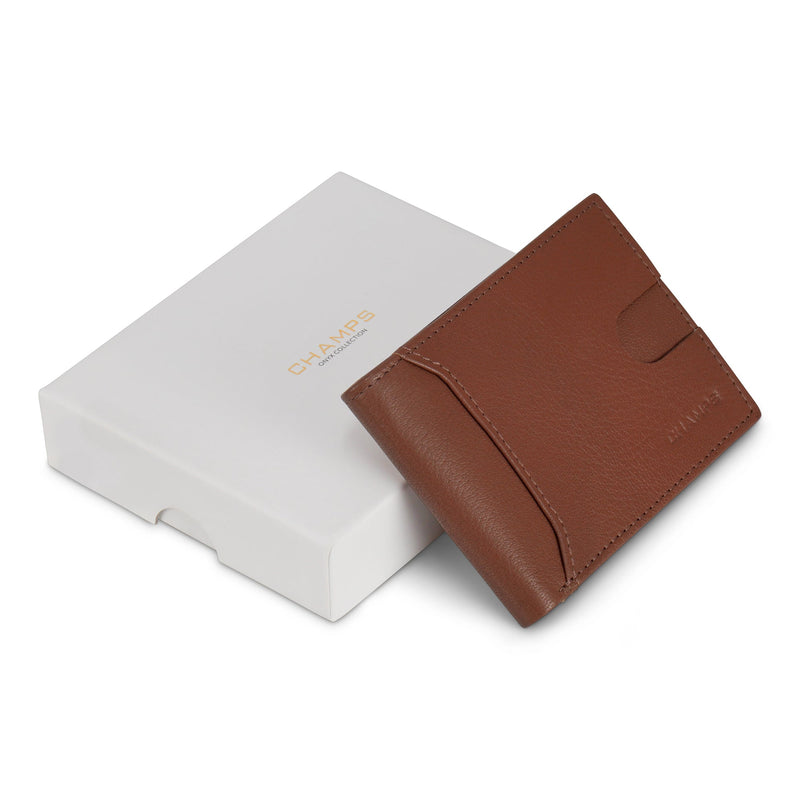 
        Shop Bentley Brun Portefeuille en cuir à deux volets avec accès rapide Champs Onyx in Canada at only $34.99 9th look
      