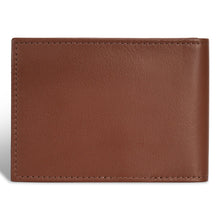 
                    Shop Bentley Brun Portefeuille Champs en cuir Portefeuille en cuir à deux volets avec pince à billets Champs Onyxà deux volets avec clip in Canada at only $39.99 2nd look
                  