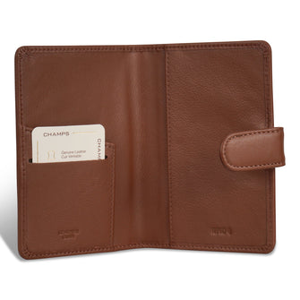 
                    Shop Bentley Brun Étui à passeport en cuir Champs Onyx in Canada at only $39.99 3rd look
                  