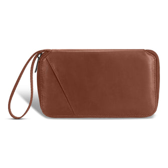 
                    Shop Bentley Brun Étui multi-passeports en cuir Champs Onyx in Canada at only $49.99 3rd look
                  