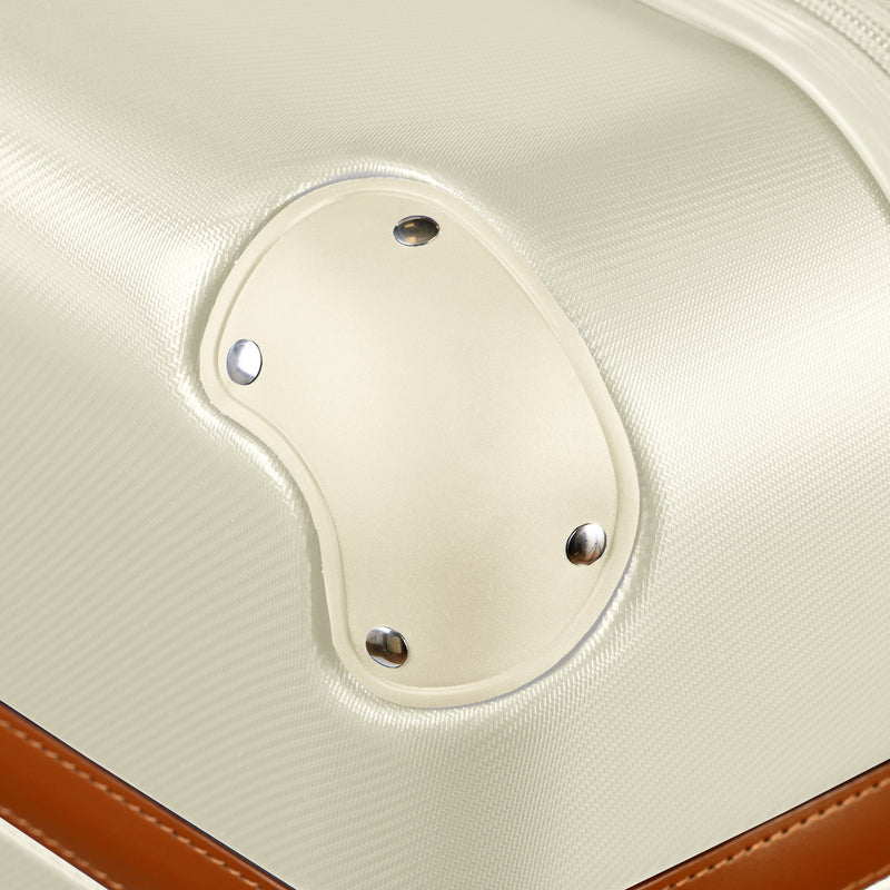 
        Shop Bentley Ivoire Ensemble de 2 valises Champs Vintage in Canada at only $299.99 23rd look
      