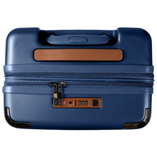
                    Shop Bentley Bleu marine Ensemble de 3 valises Champs Vintage III in Canada at only $299.99 10th look
                  