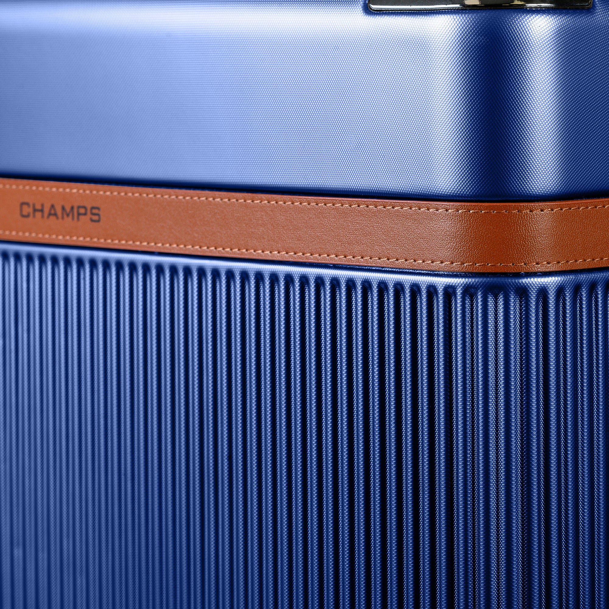 Shop Bentley Bleu marine Ensemble de 3 valises Champs Vintage Air in Canada at only $399.99 56th look
