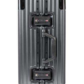 
                    Shop Bentley Gris Valise de cabine en aluminium Champs Elite in Canada at only $249.99 12th look
                  