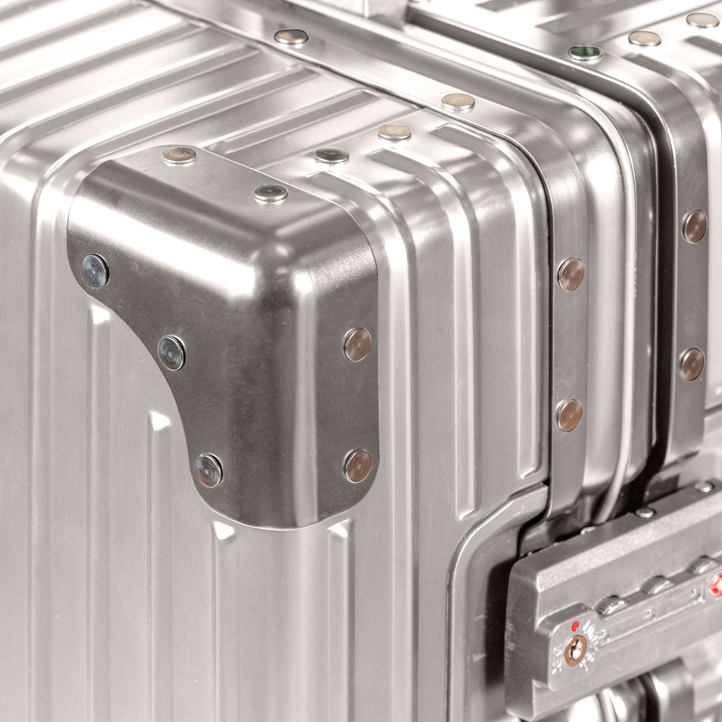 Valise de cabine en aluminium Champs Elite
