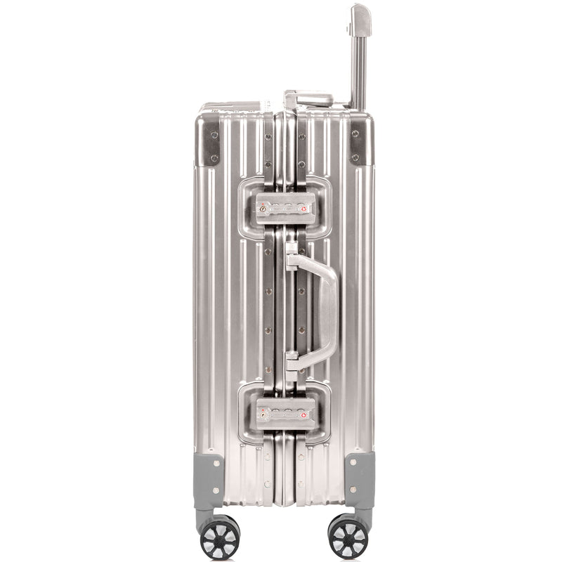 
        Shop Bentley Argent Valise de cabine en aluminium Champs Elite in Canada at only $249.99 62nd look
      