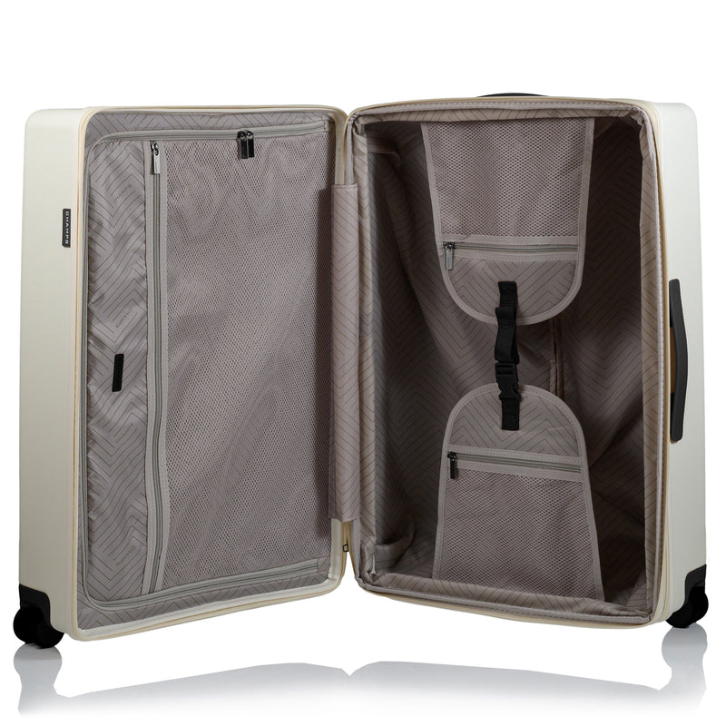 
        Shop Bentley Noir Iivoire Ensemble de 3 valises Champs Vintage Muse in Canada at only $379.99 37th look
      