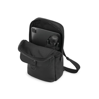 
                    Shop Bentley Noir Sac à bandoulière Bugatti Henry in Canada at only $49.99 5th look
                  