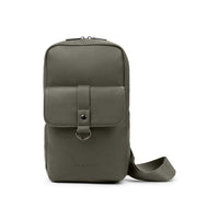 
                      Shop Bentley Noir Sac à bandoulière Bugatti Henry in Canada at only $49.99 7th look
                    