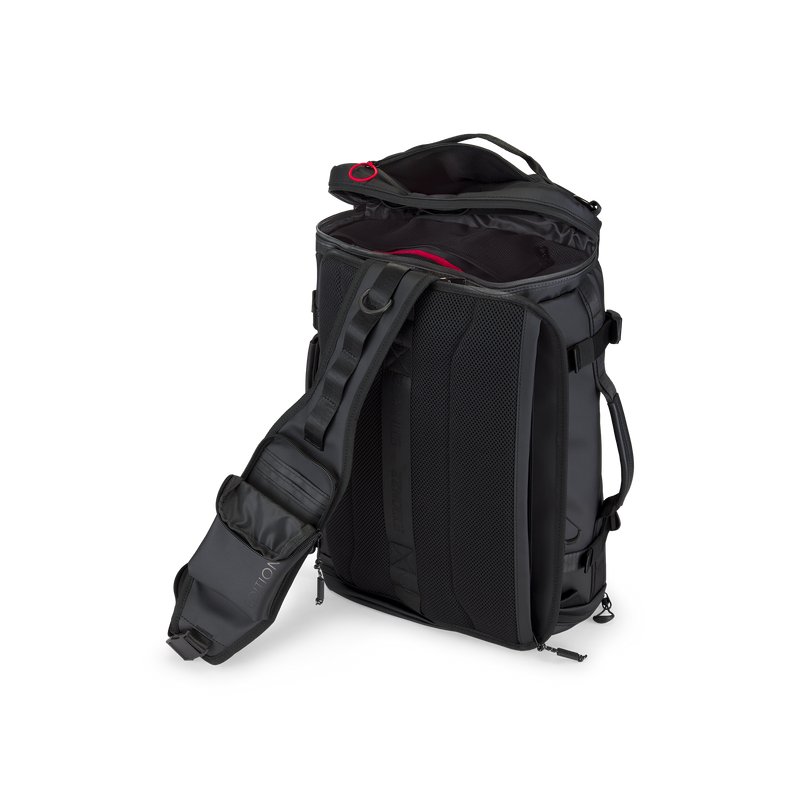 
        Shop Bentley Noir Sac de voyage signature Edition22 in Canada at only $97.99 7th look
      