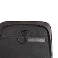 
                    Shop Bentley Brown Edition22 District Hanging Toiletry in Canada at only $80.00 6th look
                  