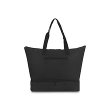 
                    Shop Bentley Black Ensemble de voyage 4 pièces Tracker Milan in Canada at only $244.99 10th look
                  