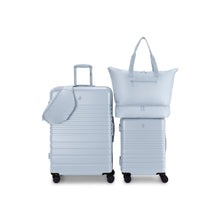 
                    Shop Bentley Blue Ensemble de voyage 4 pièces Tracker Milan in Canada at only $244.99 1st look
                  