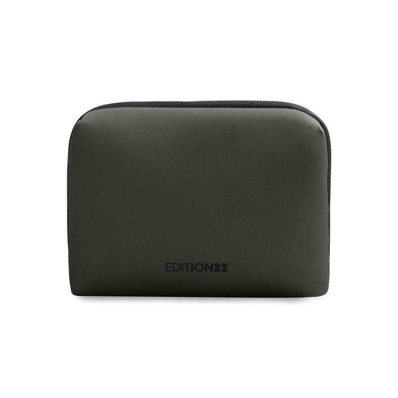 
        Shop Bentley Green Edition22 Avenue Tech Pouch in Canada at only $35.00 15th look
      