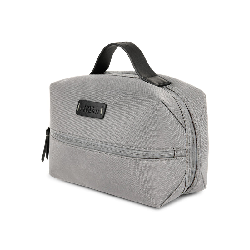 
        Shop Bentley Gris Trousse multifonction Bugatti Reborn in Canada at only $39.99 3rd look
      
