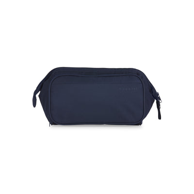 Shop Bentley Bleu marine Trousse de toilette Bugatti Uptown Essentials in Canada at only $34.99 1st look