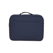 
                    Shop Bentley Bleu marine Trousse de toilette pliable à suspendre Uptown Essentials in Canada at only $39.99 2nd look
                  