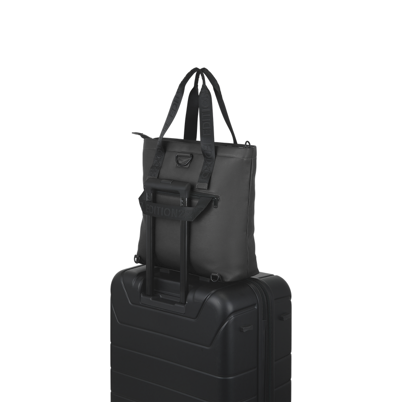 
        Shop Bentley Noir Sac fourre-tout Vision Edition22 in Canada at only $65.99 6th look
      