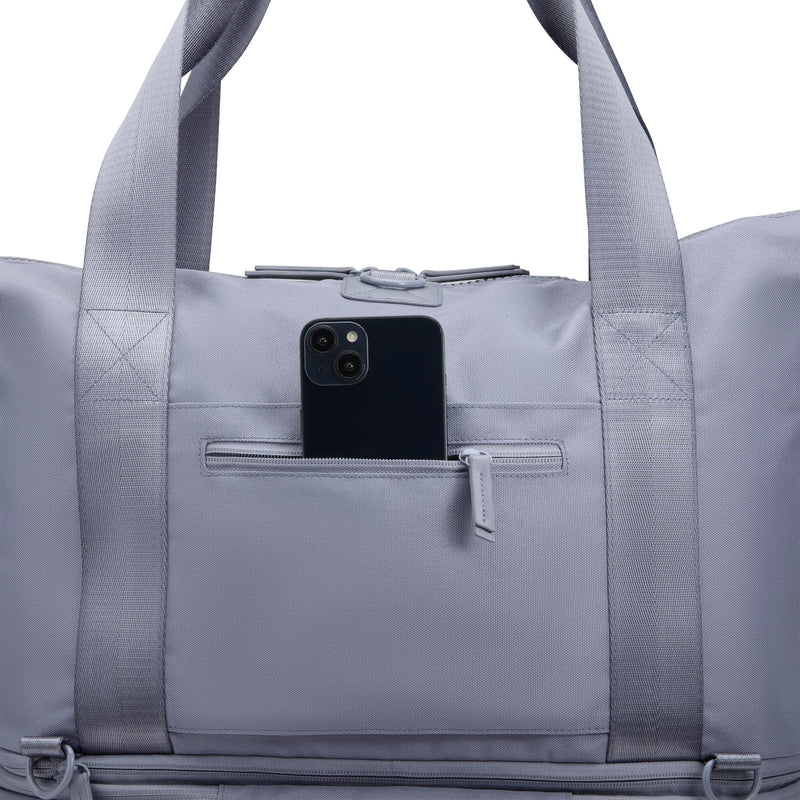 
        Shop Bentley Bleu Bugatti Raphael Sac fourre-tout convertible 4-en-1 in Canada at only $98.00 21st look
      