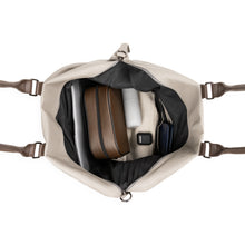 
                    Shop Bentley Gris Sac de voyage Bugatti Contrast in Canada at only $90.99 5th look
                  