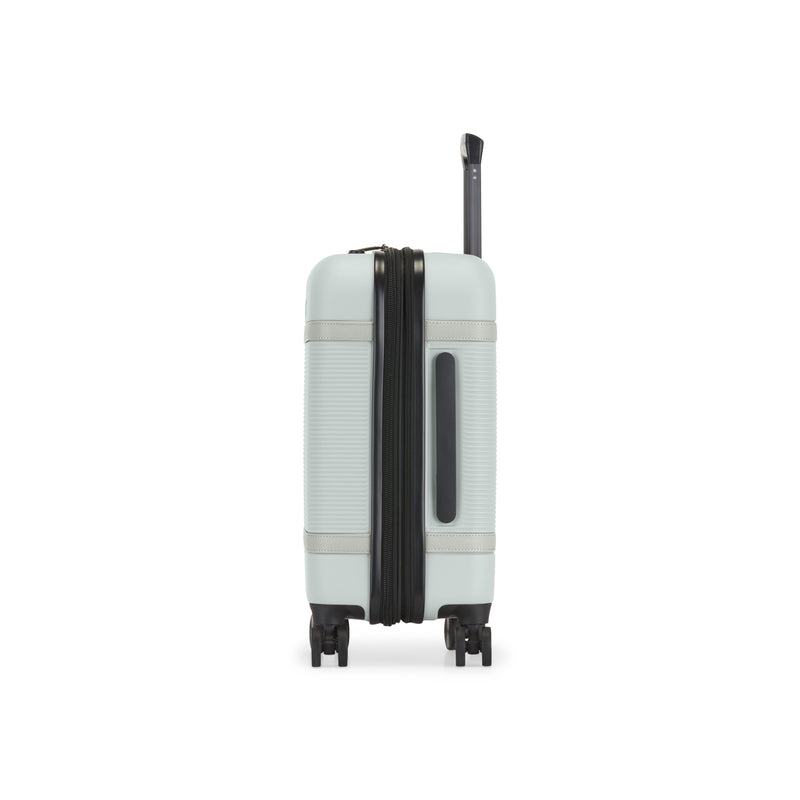 
        Shop Bentley Vert Valise de cabine rigide Bugatti Wellington in Canada at only $83.99 18th look
      